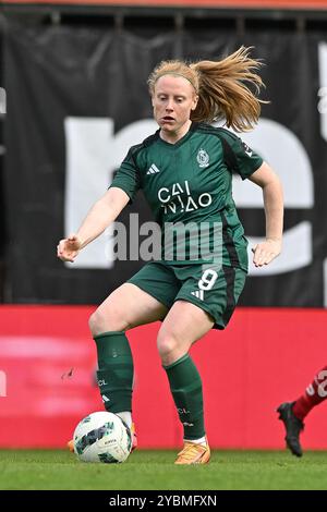 Waregem, Belgien. Oktober 2024. Amber Barrett (9) von Standard de Lüttich, dargestellt während eines Frauenfußballspiels zwischen Zulte-Waregem Dames und Standard Femina am 8. Spieltag der Saison 2024 - 2025 der belgischen Lotto Womens Super League, am Samstag, 19. Oktober 2024 in Waregem, BELGIEN. Quelle: Sportpix/Alamy Live News Stockfoto