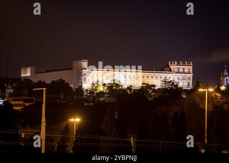 Ajuda Nationalpalast in Lissabon bei Nacht, Portugal Stockfoto