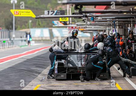 Portimao, Portugal, 19. Oktober 2024, #17 Cool Racing (che) - Ligier js P320/Nissan (LMP3) - Miguel Cristóvão (PRT) Manuel Espirito Santo (PRT) während der 4 Stunden von Portimao, sechste und letzte Runde der europäischen Le Mans Serie 2024 im Autodromo Internacional do Algarve, Portimao (Portugal), 16.-19. Oktober 2024 - Foto Kristof Vermeulen/Credit von Algarve. Oktober Stockfoto