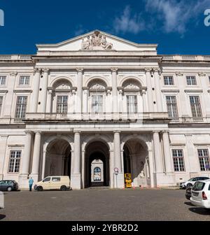 Hauptportal des Nationalpalastes Ajuda in Lissabon, auch portugiesisches Kulturministerium, Portugal Stockfoto