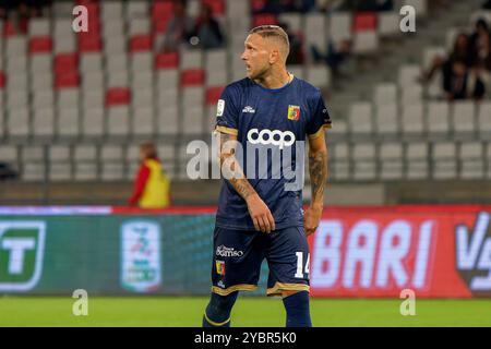 Stefano Scognamillo von US Catanzaro 1929 während des SSC Bari vs US Catanzaro, italienisches Fußball-Spiel der Serie B in Bari, Italien, 18. Oktober 2024 Stockfoto