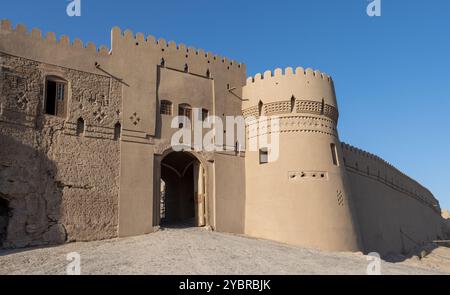BAM Iran 21. September 2024: Die Zitadelle BAM in der Stadt BAM in der Provinz Kerman, Iran, ist das größte adobe-Gebäude der Welt und gehört zum UNESCO-Weltkulturerbe Stockfoto