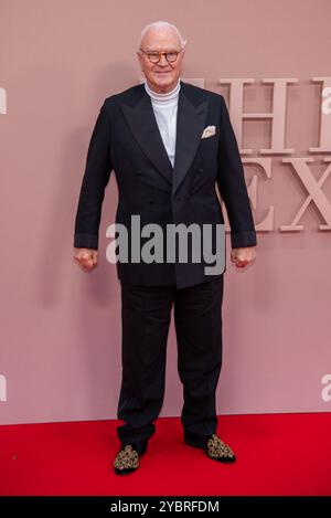 London, Großbritannien. Oktober 2024. Manolo Blahnik nimmt an der Headline Gala „The Room Next Door“ während des 68. BFI London Film Festival in der Royal Festival Hall Teil. (Foto: Loredana Sangiuliano/SOPA Images/SIPA USA) Credit: SIPA USA/Alamy Live News Stockfoto