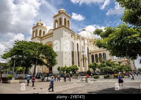 El Salvador, San Salvador, Metropolitane Kathedrale des Heiligen Erlösers (Catedral Metropolitana de San Salvador) Stockfoto