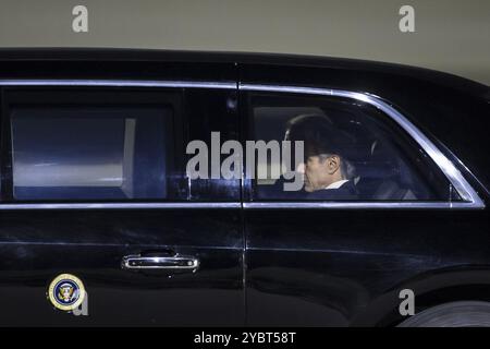 Joe Biden (46. Präsident der Vereinigten Staaten) und Antony Blinken (Secretary of State of the United States) sitzen im Beast Vehicle, nachdem sie W angekommen sind Stockfoto