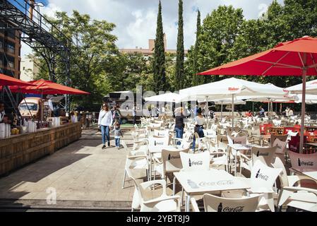 Madrid, Spanien, 9. Juni 2018: Street Food im alten Bahnhof von Delicias, Europa Stockfoto