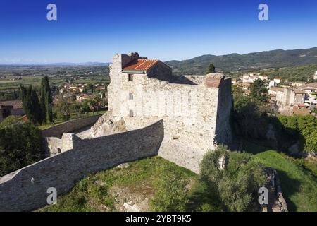 Fotografische Dokumentation der kleinen Festung von Suvereto in der Toskana Italien Stockfoto