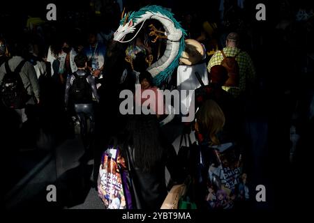 New York, USA. Oktober 2024. Tausende von Menschen nehmen am 19. Oktober 2024 an der New York Comic Con im Jacob Javits Center Teil. (Foto: Lev Radin/SIPA USA) Credit: SIPA USA/Alamy Live News Stockfoto