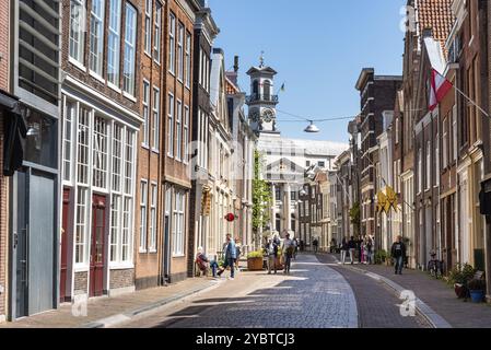 Dordrecht, Niederlande, 8. Mai 2022: Malerischer Blick auf die Altstadt von Dordrecht in den westlichen Niederlanden Stockfoto