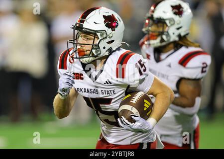 19. Oktober 2024: Reagan Ealy (15) der Arkansas State Red Wolves (15) gibt einen Kick während eines College-Football-Spiels zwischen den Arkansas State Red Wolves und den Southern Miss Golden Eagles im M.M. Roberts Stadium in Hattiesburg, Mississippi zurück. Bobby McDuffie/CSM Stockfoto