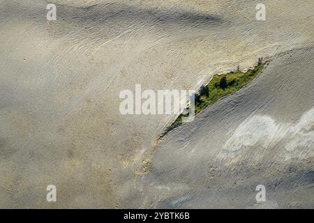 Luftaufnahme Dokumentation der Form von landwirtschaftlichen Flächen im Spätsommer Stockfoto