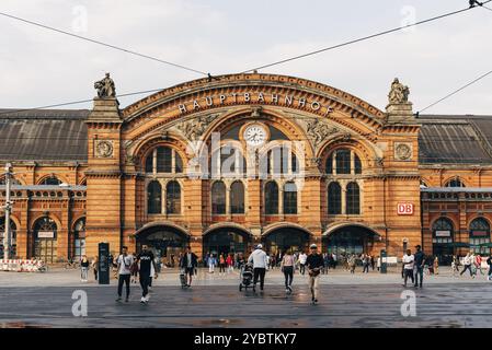 Bremen, 5. August 2019: Bremen Hauptbahnhof ist ein Bahnhof in Bremen Stockfoto