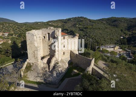 Fotografische Dokumentation der kleinen Festung von Suvereto in der Toskana Italien Stockfoto