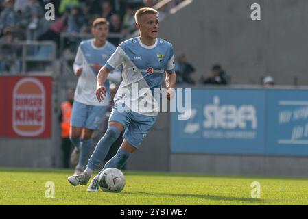 Chemnitz, Deutschland 19. Oktober 2024: Regionalliga Nordost - 2024/2025 - Chemnitzer FC vs. VFC Plauen im Bild: Jannick Wolter (Chemnitz) Stockfoto