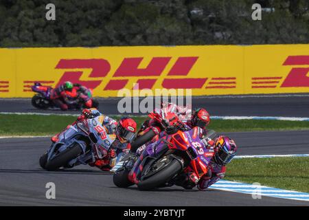 Rennen von Qatar Airways Grand Prix der MotoGP von Australien auf dem Phillip Island Circuit. Australien 20. Oktober 2024 im Bild: Marc Marquez und Jorge Martin und Francesco Bagnaia Carreras del Gran Premio Qatar Airways de MotoGP de Australia en el circuito de Phillip Island. 20 de Octubre de 2024 POOL/MotoGP.com/Cordon Pressebilder sind nur für redaktionelle Zwecke bestimmt. Obligatorischer Vermerk: © MotoGP.com Credit: CORDON PRESS/Alamy Live News Stockfoto