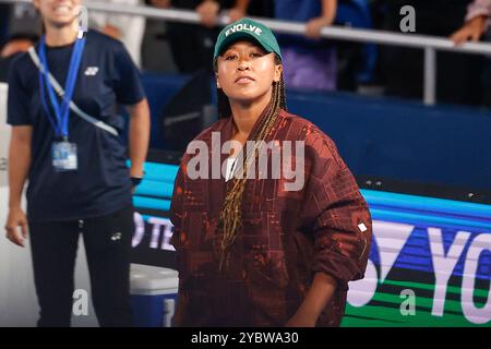 Tokio, Japan. Oktober 2024. Der japanische Profi-Tennisspieler Naomi OSAKA nimmt an einer Sonderveranstaltung „Yonex Tennis Festival 2024“ im Rahmen des Toray Pan Pacific Open Tennis Turniers 2024 im Ariake Coliseum Teil. Das Turnier findet vom 21. Bis 27. Oktober statt. (Kreditbild: © Rodrigo Reyes Marin/ZUMA Press Wire) NUR REDAKTIONELLE VERWENDUNG! Nicht für kommerzielle ZWECKE! Quelle: ZUMA Press, Inc./Alamy Live News Stockfoto