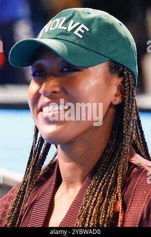 Tokio, Japan. Oktober 2024. Der japanische Profi-Tennisspieler Naomi OSAKA nimmt an einer Sonderveranstaltung „Yonex Tennis Festival 2024“ im Rahmen des Toray Pan Pacific Open Tennis Turniers 2024 im Ariake Coliseum Teil. Das Turnier findet vom 21. Bis 27. Oktober statt. (Kreditbild: © Rodrigo Reyes Marin/ZUMA Press Wire) NUR REDAKTIONELLE VERWENDUNG! Nicht für kommerzielle ZWECKE! Quelle: ZUMA Press, Inc./Alamy Live News Stockfoto