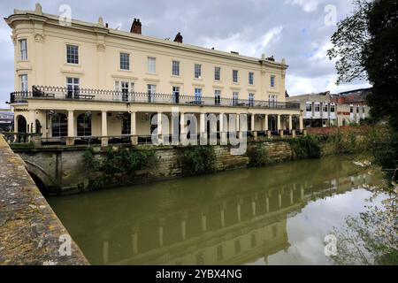 The Terrace Bar and Restaurant, River Leam, Royal Leamington Spa Town, Warwickshire County, England, Großbritannien Stockfoto