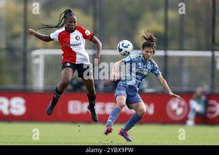 ROTTERDAM - (l-r) Celainy Obispo von Feyenoord V1, Danique Noordman von Ajax Women während des Azerion Women's Eredivisie Matches zwischen Feyenoord und Ajax im Sportkomplex Varkenoord am 2024. Oktober in Rotterdam, Niederlande. ANP PIETER STAM DE JONGE Stockfoto