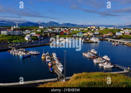 Island, Region Vesturland, Halbinsel Snaefellsnes, die Stadt Stykkisholmur mit ihrem Hafen Stockfoto