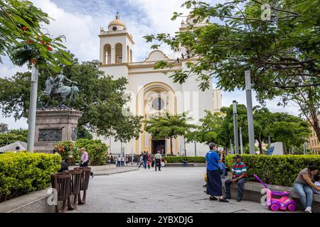 El Salvador, San Salvador, Metropolitane Kathedrale des Heiligen Erlösers (Catedral Metropolitana de San Salvador) Stockfoto