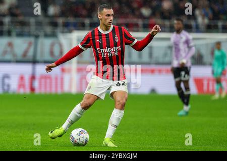 Mailand, Italien. Oktober 2024. Filippo Terracciano vom AC Milan wurde 2024/25 während des Fußballspiels der Serie A zwischen dem AC Mailand und Udinese Calcio im San Siro Stadion gesehen. Credit: SOPA Images Limited/Alamy Live News Stockfoto