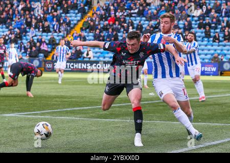 Kilmarnock, Großbritannien. Oktober 2024. Kilmarnock fc spielte gegen den Rangers FC in der schottischen Premiership, 1. Phase, in ihrem Heimatland Rugby Park, Kilmarnock, Ayrshire, Schottland, UK. Das Finale war Kilmarnock 1:0-Rangers und das Siegtor wurde von MARLEY WATKINS, Kilmarnock 23, in 87 Minuten erzielt. Quelle: Findlay/Alamy Live News Stockfoto