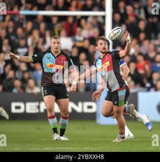 Will Evans von Harlequins in Aktion während des Gallagher Premiership-Spiels zwischen Harlequins gegen Bath Rugby, The Stoop, Twickenham, London UK am Samstag, den 19. Dezember 2024. Foto von Gary Mitchell Stockfoto