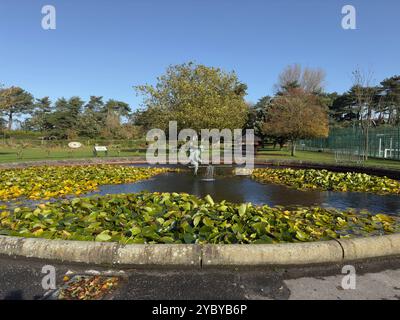 Shrimper Statue, Skulptur von Colin Spofforth, Lowther Gardens, Lytham St. Annes, Fylde in Lancashire, England, UK Stockfoto