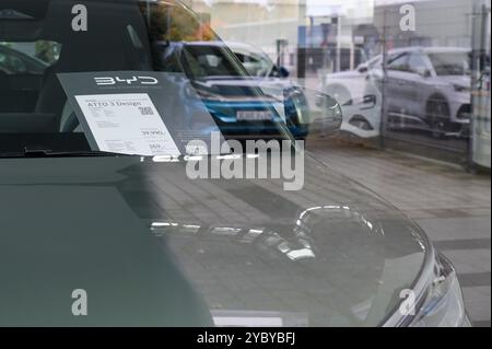 DEUTSCHLAND, Sittensen, Autohaus für chinesische Elektroautos BYD / DEUTSCHLAND, Sittensen, Autohaus für chinesische Elektroautos BYD ATTO 3 Design, Made in China Stockfoto