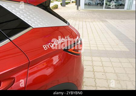 DEUTSCHLAND, Sittensen, Autohaus für chinesische Elektroautos BYD / DEUTSCHLAND, Sittensen, Autohaus für chinesische Elektroautos BYD, Made in China Stockfoto