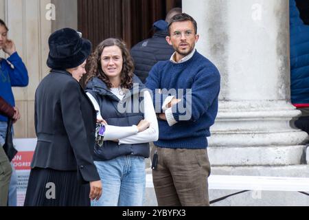 Anthony Bailey dreht Szenen für Jurassic World an der Greenwich University. Stockfoto