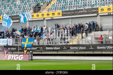 Göteborg, Schweden. Oktober 2024. Fans des IFK Värnamo vor dem Kick im Spiel gegen GAIS. Quelle: Per Ljung/Alamy Live News Stockfoto