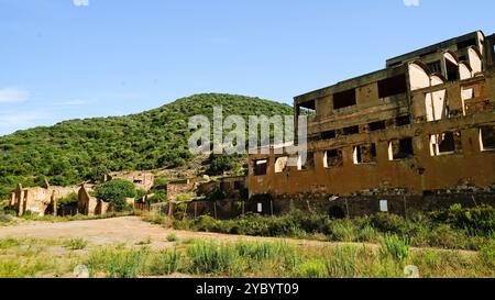 Das verlassene Bergwerk Seddas Modditzis in Gonnusa, Sulcis Iglesiense, Arbus, Provinz Südsardinien, Italien Stockfoto