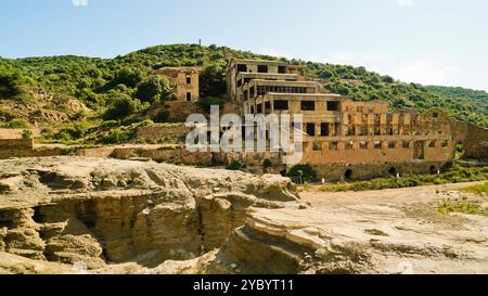 Das verlassene Bergwerk Seddas Modditzis in Gonnusa, Sulcis Iglesiense, Arbus, Provinz Südsardinien, Italien Stockfoto