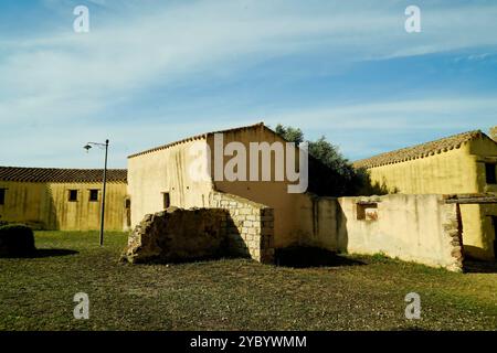 Die antike Geisterstadt Tratalia, die heute wiedergewonnen und in ein Freilichtmuseum umgewandelt wurde, Sulcis Iglesiense, Provinz Süd-Sardinien, Italien Stockfoto