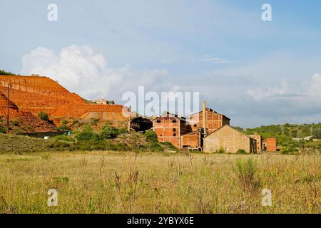 Das verlassene Bergwerk San Giovanni in Iglesias, Sulcis Iglesiente, Arbus, Provinz Süd-Sardinien, Italien Stockfoto