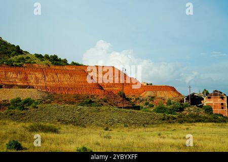 Das verlassene Bergwerk San Giovanni in Iglesias, Sulcis Iglesiente, Arbus, Provinz Süd-Sardinien, Italien Stockfoto