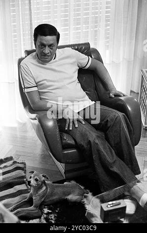 Der argentinische Komiker Alfredo Barbieri während eines Interviews in Buenos Aires, Argentinien, Februar 1975. Stockfoto