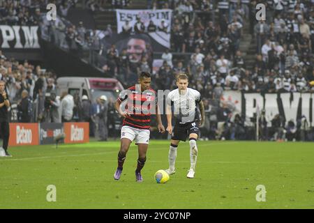 Sao Paulo, Brasilien. Oktober 2024. Aufnahme des Fußballspiels zwischen Corinthians und Flamengo (RJ), gültig für das Halbfinale der Brasilianischen Meisterschaft (Copa do Brasil 2024). Neo Quimica Arena Corinthians Stadium in Sao Paulo. Diesen Sonntag, am 20. Oktober 2024. Quelle: Saulo Dias/Alamy Live News Stockfoto