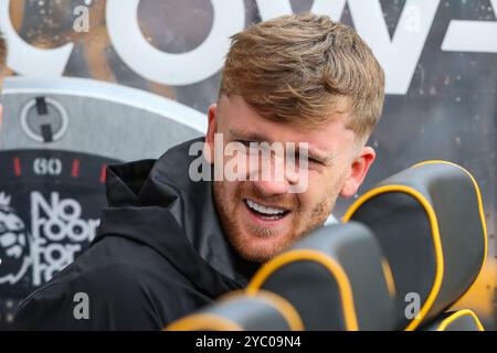 Wolverhampton, Großbritannien. Oktober 2024. Tommy Doyle von Wolverhampton Wanderers während des Premier League-Spiels Wolverhampton Wanderers gegen Manchester City in Molineux, Wolverhampton, Vereinigtes Königreich, 20. Oktober 2024 (Foto: Gareth Evans/News Images) in Wolverhampton, Vereinigtes Königreich am 20. Oktober 2024. (Foto: Gareth Evans/News Images/SIPA USA) Credit: SIPA USA/Alamy Live News Stockfoto