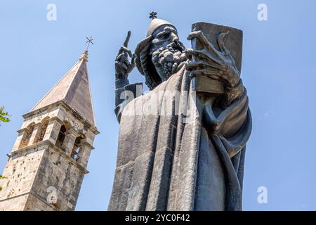 Split Kroatien, Altstadt, Ulica kralja Tomislava Straße, Denkmal für Gregor von Nin, Bischof Grgur Ninski, Giardin Strossmayer Park, Glockenturm und Kapelle von Th Stockfoto