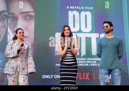 Die Bollywood-Schauspieler Kajol, Kirti Sanon und Shaheer Sheikh werben am 21. Oktober 2024 in Jaipur, Rajasthan, Indien für ihren Film Do Patti. (Foto von Vishal Bhatnagar/NurPhoto)0 Credit: NurPhoto SRL/Alamy Live News Stockfoto