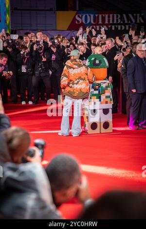 London, Großbritannien. Oktober 2024. Pharrell Williams nimmt an der „Stück für Stück“ Abschlussfeier Headline Gala Teil – 68. BFI London Film Festival. Quelle: SOPA Images Limited/Alamy Live News Stockfoto