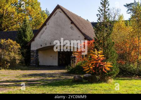 Lanke Deutschland 2024: Der Waldhof am Bogensee ist der ehemalige Landsitz des NS-Propagandaministers Joseph Goebbels. Stockfoto