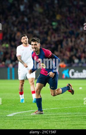 Barcelona. Oktober 2024. Pedri vom FC Barcelona feiert ein Tor während des Fußballspiels La Liga zwischen dem FC Barcelona und Sevilla FC in Barcelona, Spanien, am 20. Oktober 2024 Credit: Joan gosa/Xinhua/Alamy Live News Stockfoto