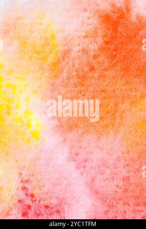 Farbkombinationen für Aquarelle, Orange, Gelb und Rot auf Zeichenpapier werden als Hintergrund verwendet Stockfoto