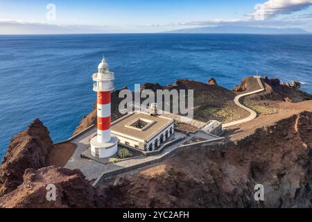 Luftaufnahme des Leuchtturms Punta de Teno auf Teneriffa, Spanien Stockfoto