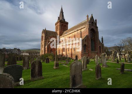 St. Magnus Kathedrale aus dem 12. Jahrhundert, Kirkwall, Orkney, Schottland Stockfoto