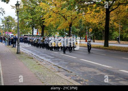 Wachbataillon - Ehrenformation der Bundeswehr auf dem Spreeweg. DEU, Deutschland, Berlin, 21.10.2024 *** Wachbataillon Ehrenformation der Bundeswehr auf dem Spreeweg DEU, Deutschland, Berlin, 21 10 2024 Stockfoto